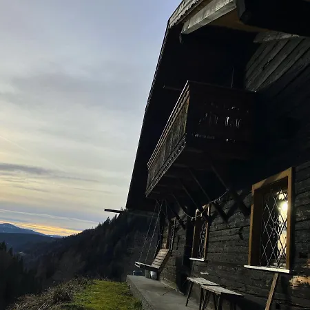 Berghuette Hochhalt *